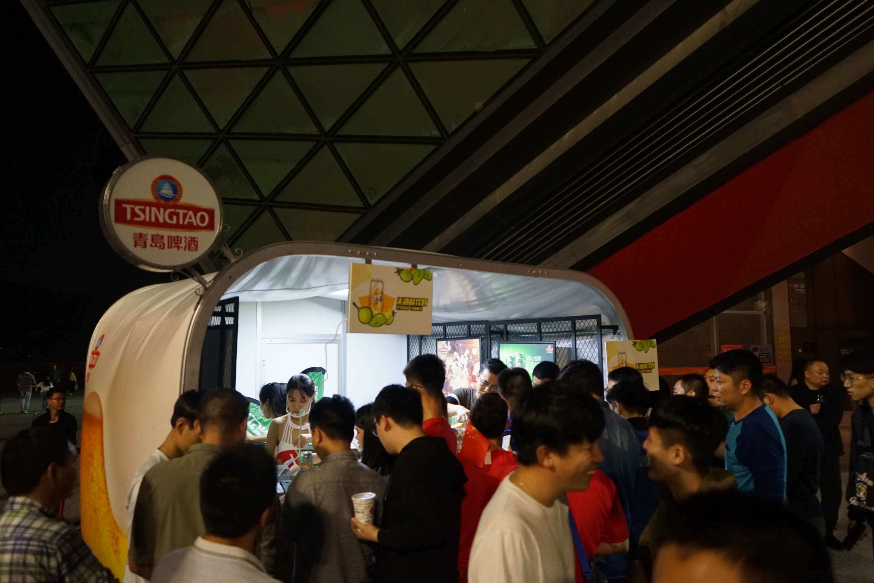 2019青島啤酒充氣篷 (24).jpg